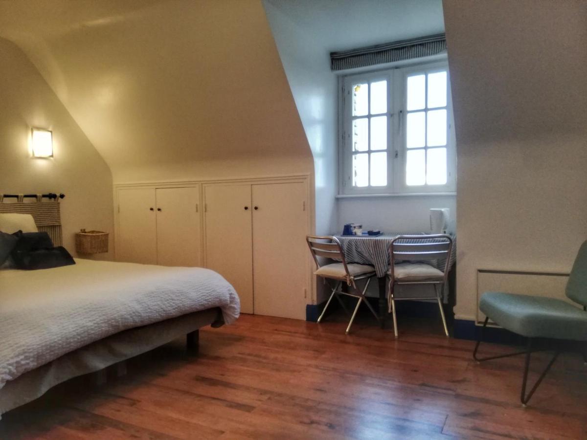Plouvorn Le Tregonnec, Pres De Morlaix, Roscoff B&B 외부 사진